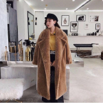 Uue kaisukaru mantli talveversioon naiste pikast lambalihast ka&scaron;miirist ja paksust villasest ka&scaron;miirist moemantel S