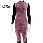 S&auml;delev strassikivist v&otilde;rkkleit naistele, seksikas k&uuml;ljelt l&otilde;hestatud &otilde;&otilde;nes, rannakattega kleit, varrukateta litritega pidulik bikiiniseelik S roosa punane v&auml;rv