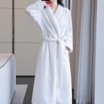 S&uuml;gis- ja talvine hommikumantel, paksendatud paariline &ouml;&ouml;s&auml;rk hommikumantel Flanellist naiste meeste hommikumantel pidžaama XL