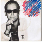 7-tolline plaat ELTON JOHN - Victim Of Love XPRES21 The Rocket Reco 1979 UK Rock Kasutatud