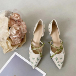 Moodsad Naiste Kontsaga Sandaalid Terava Ninaga Tikitud Kingad Mokassiinid 2025 Trend Elegantne Madalad Kingad Suvekleidi Sandaalid De Mujer 35 heleroheline v&auml;rv