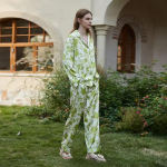 J&auml;&auml;siidist pidžaama naistele, rev&auml;&auml;riga, kevad-suvine, pikkade varrukatega kodukost&uuml;&uuml;m S