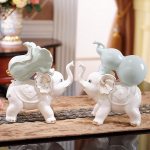 Figurine Lucky Animal Statue Sculpture indoor and outdoor Living Room Dining Tabletop valge