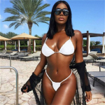 Seksikad bikiinid naiste ujumistrikoo Ujumisriided naistele Solid Micro mini stringid Push Up bikiinikomplekt supelkost&uuml;&uuml;m S valge