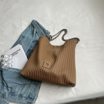 Kokkupandavad &otilde;lakotid naistele 2023. aasta talv, uus vintage kett, suure mahutavusega nahast k&auml;ekotid, reisikott khaki