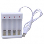 4 pesaga LED-indikaator Laetav AA/AAA Ni-MH Ni-Cd akulaadija Praktiline valge