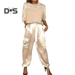 2 tk/komplekt Naiste &uuml;lemised p&uuml;kskost&uuml;&uuml;mid, satiin sileda pinnaga poolvarrukad O kaelusega lahtine T-s&auml;rk, pits-up puhtav&auml;rvilised taskutega p&uuml;ksid Lady Casual p&uuml;kskost&uuml;&uuml;m XL punane