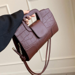 Elegantse tekstuuriga naiste kotid mitmek&uuml;lgsed &otilde;la- ja crossbody-kotid naiselikud t&ouml;&ouml;- ja crossbody-rippkotid monokromaatilised ja retro uued