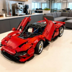 Superauto ehitusplokkide telliskivi komplekt 3778 tk 42143 &Uuml;hilduv Technic mudel t&auml;iskasvanutele lastele T&auml;iuslik s&uuml;nnip&auml;eva j&otilde;ulukingitus