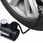 T&auml;ispuhutav &otilde;hupump Mini 300PSI Auto &otilde;hupump ja rehvipump automaatse n&auml;iduga 12v automaatse n&auml;iduga &otilde;hukompressorpump CZECH REPUBLIC