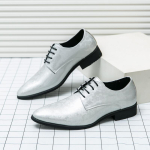 Meeste Spordijalatsid Meeste Libisemiskindlast Nahast Slip-On Mustad S&otilde;idukingad Tossud Meeste Kleit Kingad Kerged hingavad jalatsid Lamedad 38 must