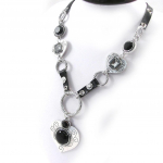 NOA [G5916] - Collier Cr&eacute;ateur 'Love' noir must