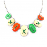 NOA [K1451] - Collier Cr&eacute;ateur 'Boutons' orange vert roheline