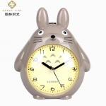 Lapsed Armas kassi &auml;ratuskell &Uuml;li&otilde;pilaste edasil&uuml;kkamine Lauakell lapsele Magamistoa kaunistuskingitus kollane