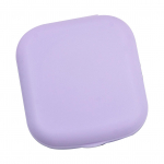 Lihtne v&auml;ike kaasaskantav kommiv&auml;rvi objektiivi&uuml;mbris, sisseehitatud pintsetid, j&auml;&auml;tunud imipulk lilla