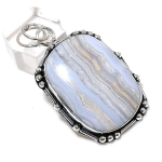 Naturaalsest sinisest pitsahhaadist v&auml;&auml;riskivist k&auml;sitsi valmistatud 925 sterlingh&otilde;bedast ripats 2,17 S1f77