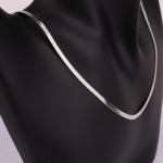 Hip-Hop roostevabast terasest terakett vaakumelektroplastiga lame titaanist terasest rangluu kett ei tuhmu Lihtne kaelakee 19cm