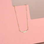 925 h&otilde;bedane kaelakee, lihtne rangluu kett, l&auml;ikiv tsirkoonist geomeetriline ripats, naisele peen ehe pulmakink 45cm kuld