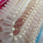 5/10 Yard Mini Trim Pom Pom Pits + v&otilde;rk Ruffle Pits K&auml;sitsi valmistatud plisseeritud pomponpalliga pitslint isetehtud &otilde;mbluskardinatarvikud 5 Yard
