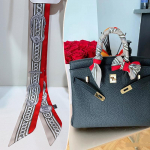 2024. aasta kuumalt m&uuml;&uuml;v imitatsiooniga siidist koti k&auml;epidemega salli lint Hc72 vaarika