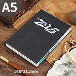 A5 p&auml;evaplaanija, 2025 nahast m&auml;rkmik, &otilde;pilase 365 p&auml;eva m&auml;rkmik, paksendatud &auml;rikoosolekute protokolliraamat, memo A5