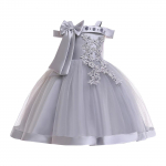 Lastekleidid, stiilsed printsessikleidid, litritega seelikud, esinemiskost&uuml;&uuml;mid keskmistele ja vanematele lastele, t&uuml;drukute seelikud 140