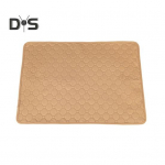 Pestav lemmiklooma pissipadi, libisemiskindel korduvkasutatav koeram&auml;hkmematt uriini imav kutsikate treenimisalus Veekindel koera autoistme kate S khaki