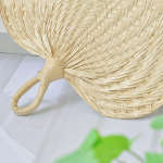 Puhas k&auml;sitsi valmistatud isetehtud s&uuml;damekujulised palmilehed, kootud ventilaatoriga jahutusventilaator Hiina stiilis 31cm