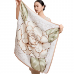 Shanghai Story 100% mooruspuusiidist ruudukujuline sall 86cm*86cm
