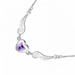 1 heart-shaped pendant necklace