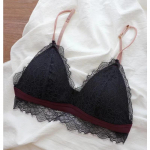 V&auml;ikesed ripsmed pits &otilde;huke kolmnurkne kauss ilma terasr&otilde;ngata aluspesu Seksikas hingav ja alasti naiste aluspesu S must