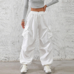 Naiste moep&uuml;ksid, &uuml;hev&auml;rvilised elastse v&ouml;&ouml;kohaga vabaaja p&uuml;ksid taskutega M must