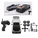 1/16 puldiga auto mudel nelikvedu 2,4 GHz PVC kere simuleeritud RC driftiauto 2 komplektiga