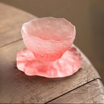 Klaasist teetass Kodukaunistus Sake tass K&auml;sitsi valmistatud aluste aluste klaasist tass Hiina stiilis teetassi komplekt lauaplaadi atmosf&auml;&auml;ri v&auml;ike ornament Cup and coaster