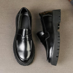 Moodne Meeste Libisemisvastased Kantavad Kingad &Auml;ri Alusplatvormi Slip-On Kunstnahast Meeste Vabaaja Paksude Taldadega Mokassiinid Kingad 38 must