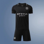 25/26 Man City eriv&auml;ljaande s&auml;rk, must 16