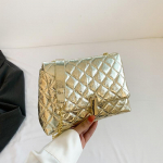 Yogodlns Luxury Laser Design Chevron tepitud &otilde;lakott naiste k&otilde;rge kvaliteediga tikitud niidiga PU nahast Crossbody k&auml;ekott 22x8x15cm