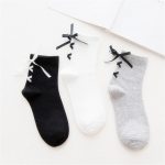3 paari/partii Naiste p&otilde;hisokid Igap&auml;evased Sokid &Uuml;hev&auml;rvilised Kamm Puuvill Harajuku T&uuml;drukutele Vabaaja sokid Mood pack of 3