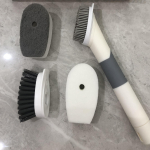 4in1 multifunktsionaalsed k&ouml;&ouml;gividinad puhastust&ouml;&ouml;riistad Seebi v&auml;ljastusk&auml;sn N&otilde;udepesuhari valge