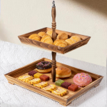 Puidust koogialuse serveerimisalus maal&auml;hedaste puuviljade suupistete hoidik k&ouml;&ouml;gileti jaoks