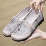 Naiste vabaaja pehmed l&otilde;uendist mokassiinid, mugavad s&otilde;idu- ja jalutusk&auml;imiskingad, libisemiskindlad kerged naiste kleidikingad, madala s&auml;&auml;rega hingavad t&ouml;&ouml;baleriinad 35 punane