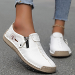 Naiste k&auml;sitsi valmistatud vabaaja mokassiinid - Sobivad 10 juhuks, mugavad ja vastupidavad pealet&otilde;mmatavad tennised lukuga 40 valge