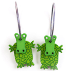 Les Tr&eacute;sors De Lily [Q9721] - k&auml;sit&ouml;&ouml;na valmistatud k&otilde;rvar&otilde;ngad  Marionettes  roheline (krokodill) - 18 mm - 20x14 mm roheline