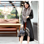 Kvaliteetne mood uus karusnaha naiste keskmine pikk tuulejakk naaritsapuuvillane nahk must punane S must