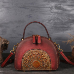 Naiste ehtsast nahast &otilde;lakotid Vintage Totem Reljeefiga Naiste &Otilde;htuk&auml;ekotid Crossbody kott GZW 21*10*16cm