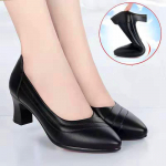 Mugavad pehmest nahast t&ouml;&ouml;jalatsid, pehme tald, mugavad keskmise kontsaga Four Seasons &uuml;hekordsed kingad, naiste paksu kontsaga libisemiskindlast nahast kingad 39