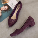 Naiste suvised sandaalid, kannavad paksu kontsa ja madala suuga Baotou kingi, mis on libisemis- ja veekindlad 36 lilla