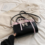 V&auml;ike kandiline kott Naiste &otilde;lakotid Must vibu siidist salli rihmad t&otilde;mblukk PU nahast vaba aja veetmise mood Commuter Crossbody kott