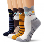 4tk Nais&uuml;li&otilde;pilastele Naljakad sokid Armsad multikad Funky Cat Soe naiste sokid mitmev&auml;rviline