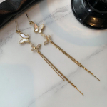 Prantsuse k&otilde;rgklassi kerge luksuslik liblikas narmastega naiselikkus pikk mitmek&uuml;lgne isiksus uued trendikad k&otilde;rvaehted